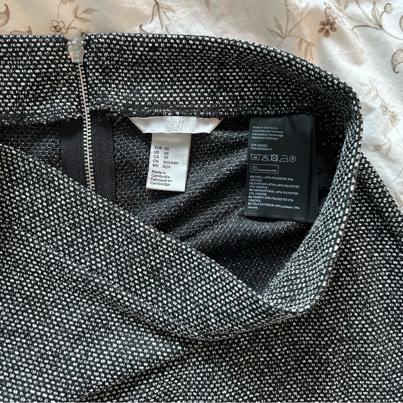H&M A-line skirt - Picture 2 of 2